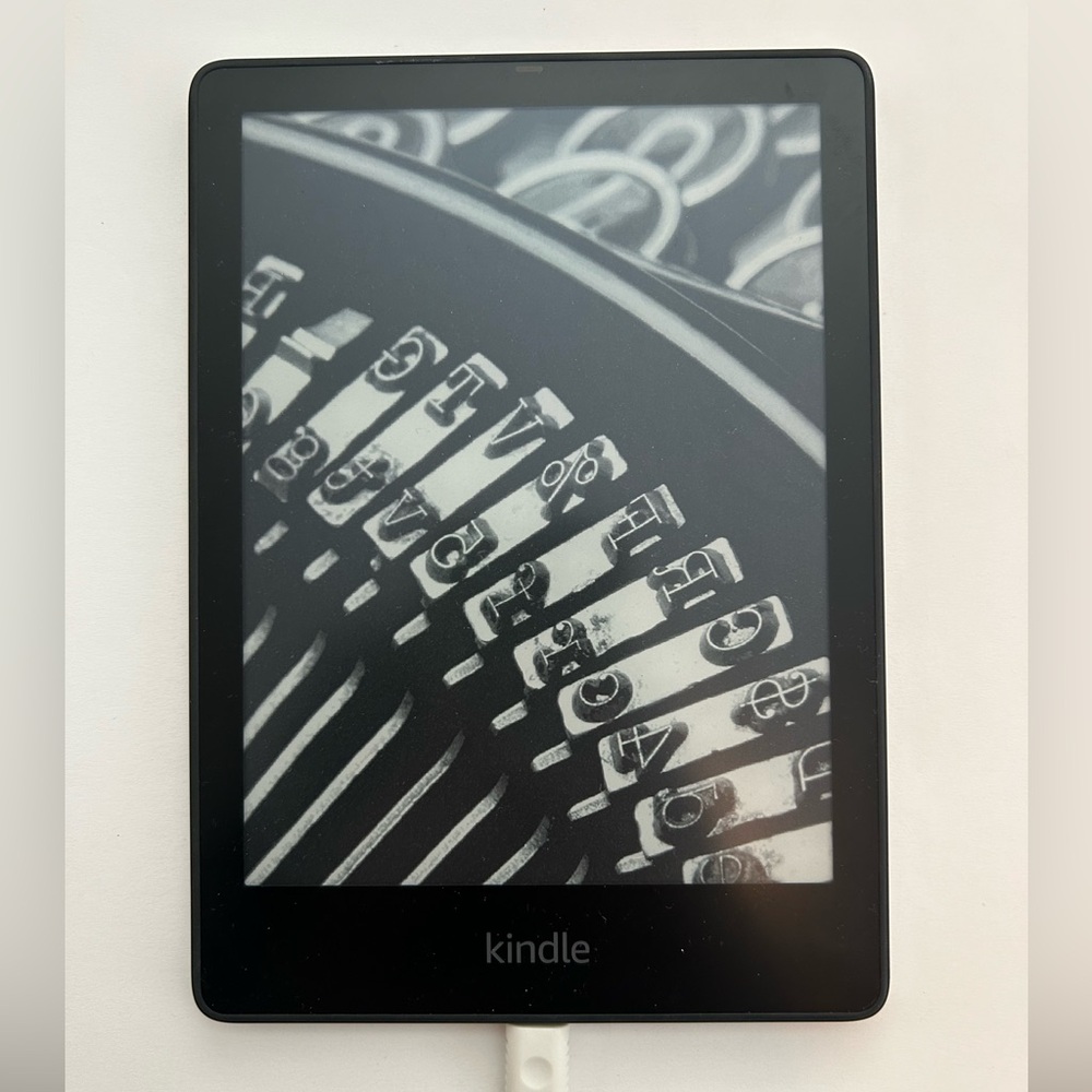 Kindle Paperwhite 11th generation 27GB